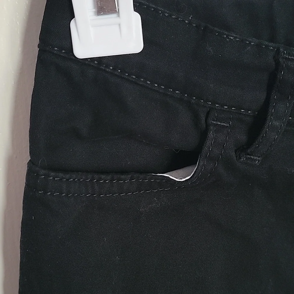 Childrens Place boys black shorts, size 10.